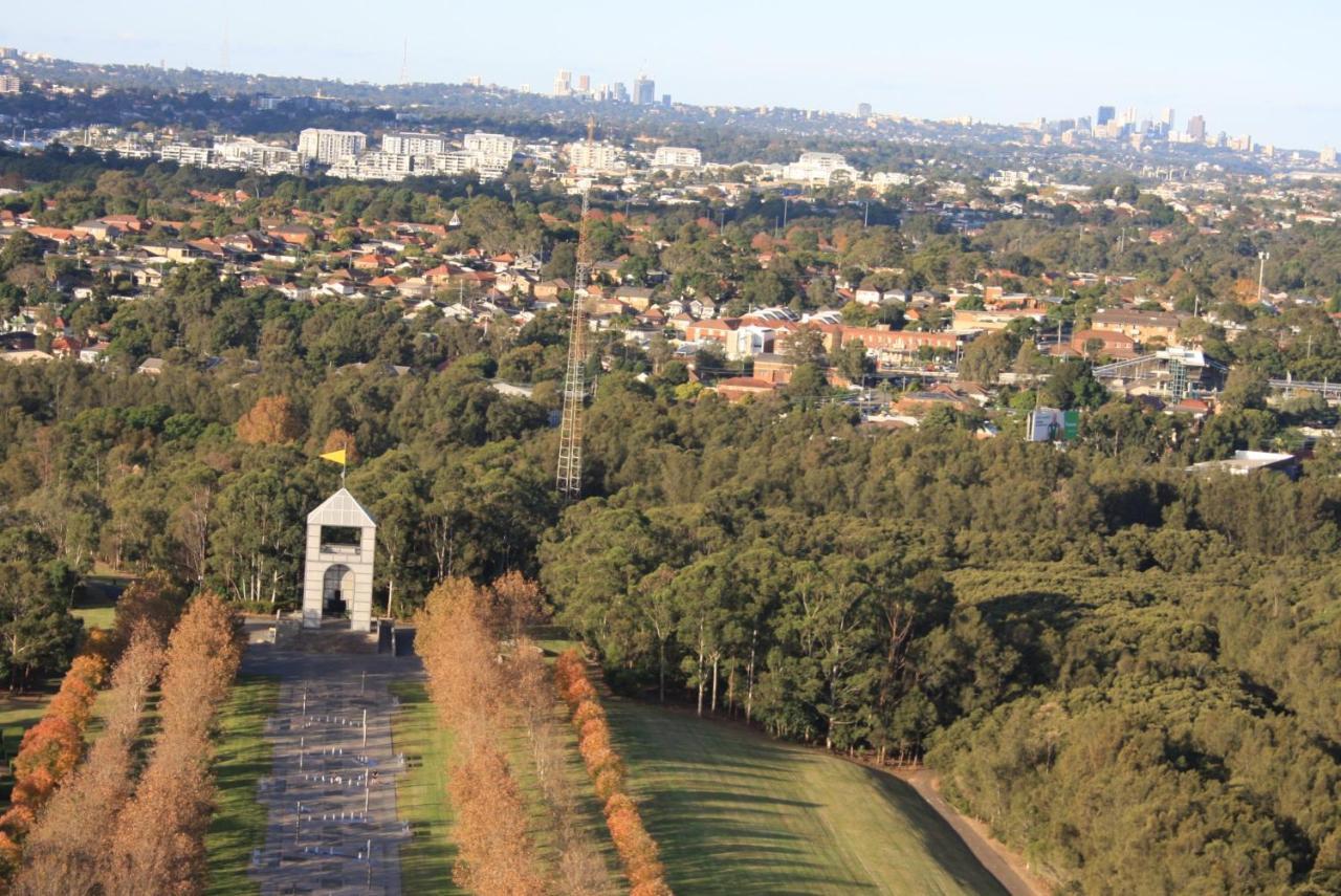 Ferienwohnung Stunning Views Sydney Olympic Park Exterior foto