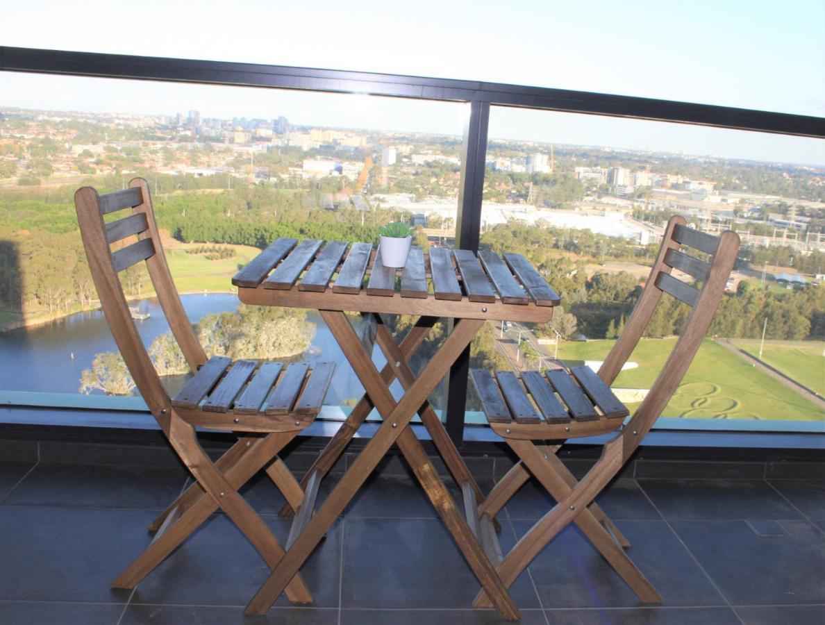 Ferienwohnung Stunning Views Sydney Olympic Park Exterior foto