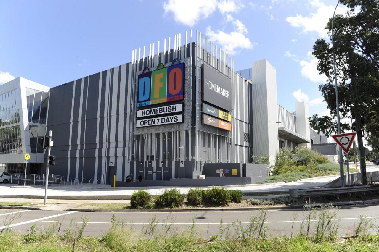 Ferienwohnung Stunning Views Sydney Olympic Park Exterior foto